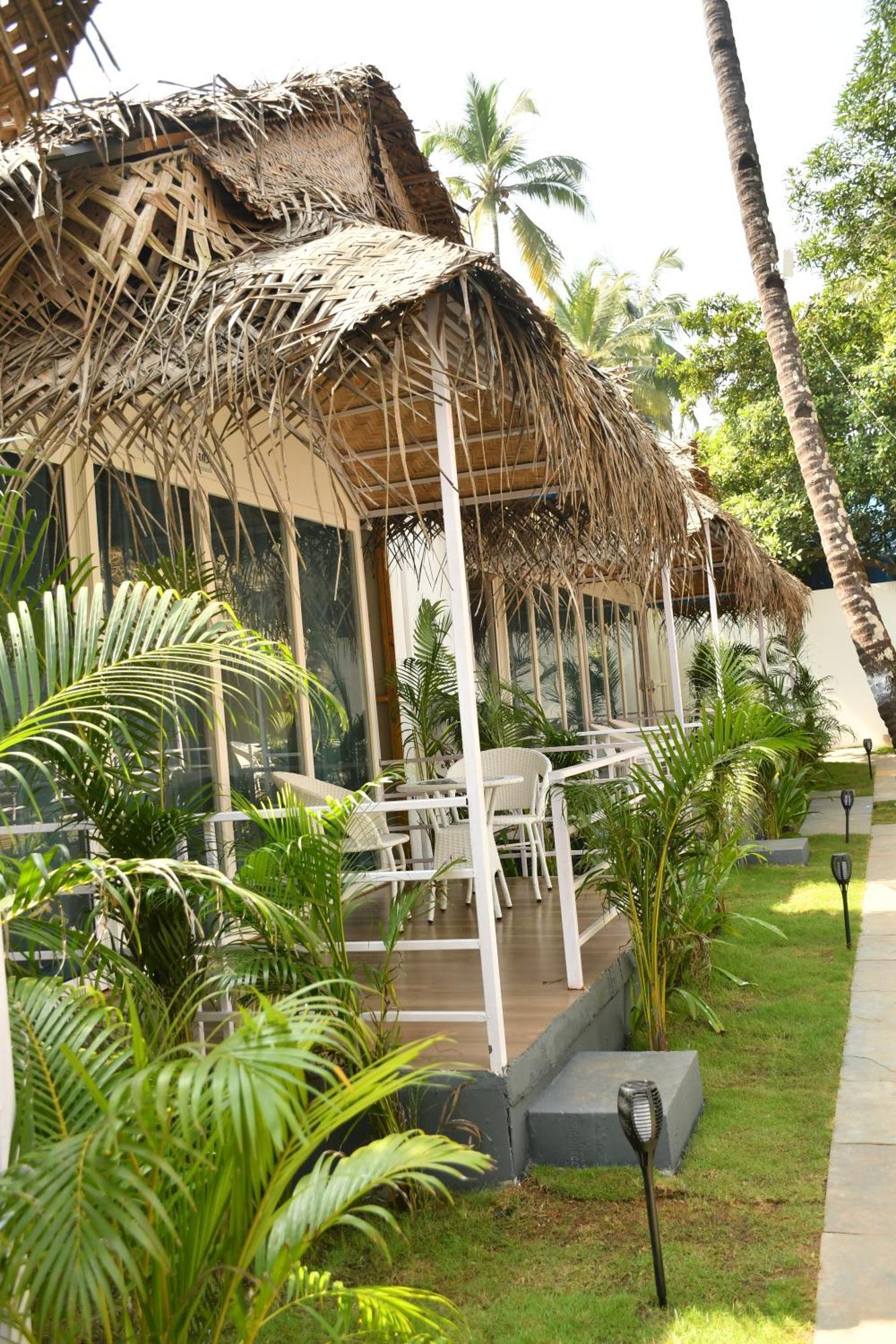 ホテル Escape Goa パロレム エクステリア 写真