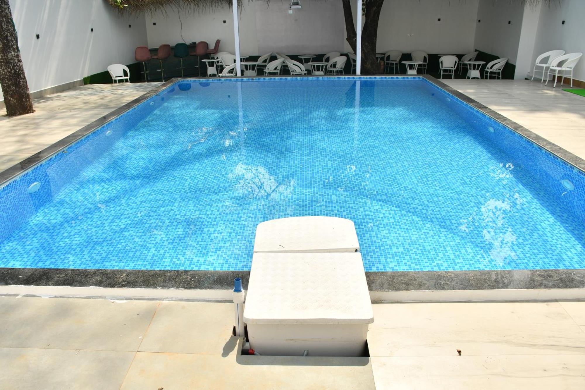 ホテル Escape Goa パロレム エクステリア 写真
